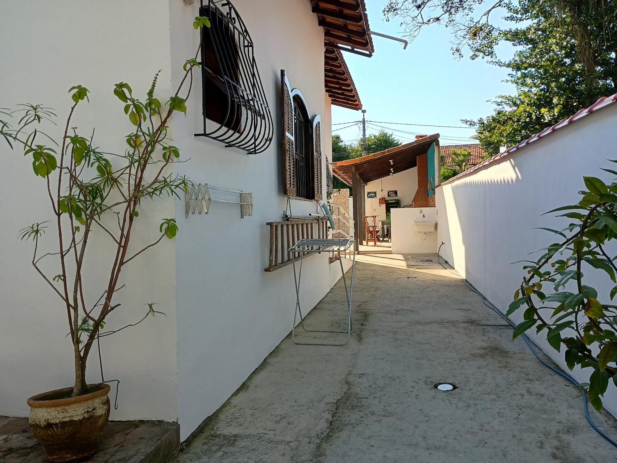 Casa Do Sol, Luz E Vida. *